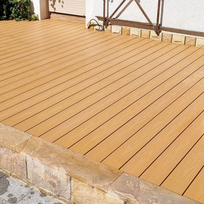 Premium Composite Decking Board Ecru / Light Oak – 3,5 m - Image 10