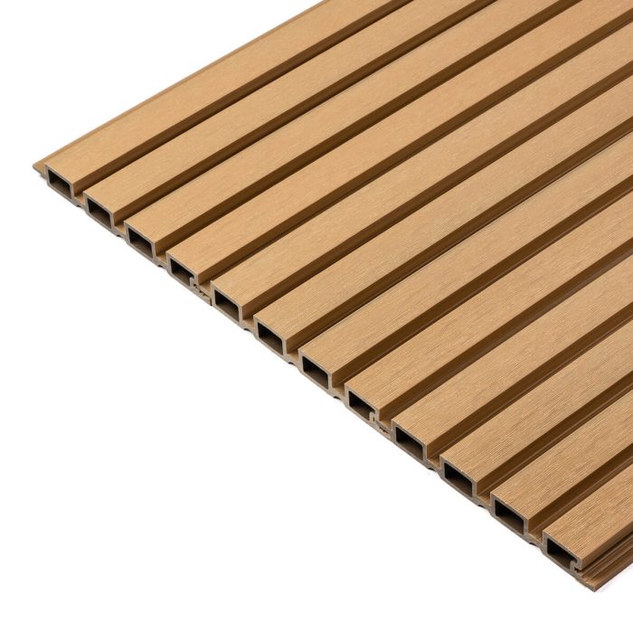 Premium Composite Slatted Cladding Board Oak – 2,9 m - Image 4